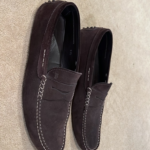 Tod’s men’s loafer. Brown size 11.5. Gently used - Picture 2 of 5